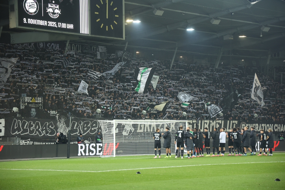 Sturm Graz - Nottingham
UEFA Europa League Gruppenphase 4. Spieltag, SK Sturm Graz - Nottingham Forest, Stadion Liebenau Graz, 06.11.2025. 

Foto zeigt Fans von Sturm und die Mannschaft von Sturm
