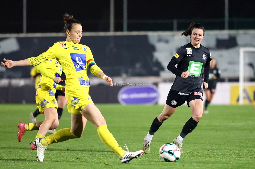 Sturm Damen - Vienna
OEFB Frauen Bundesliga, 12. Runde, SK Sturm Graz Damen - First Vienna, Trainingszentrum Messendorf, 07.11.2025. 

Foto zeigt Zala Kustrin (Sturm Damen)
