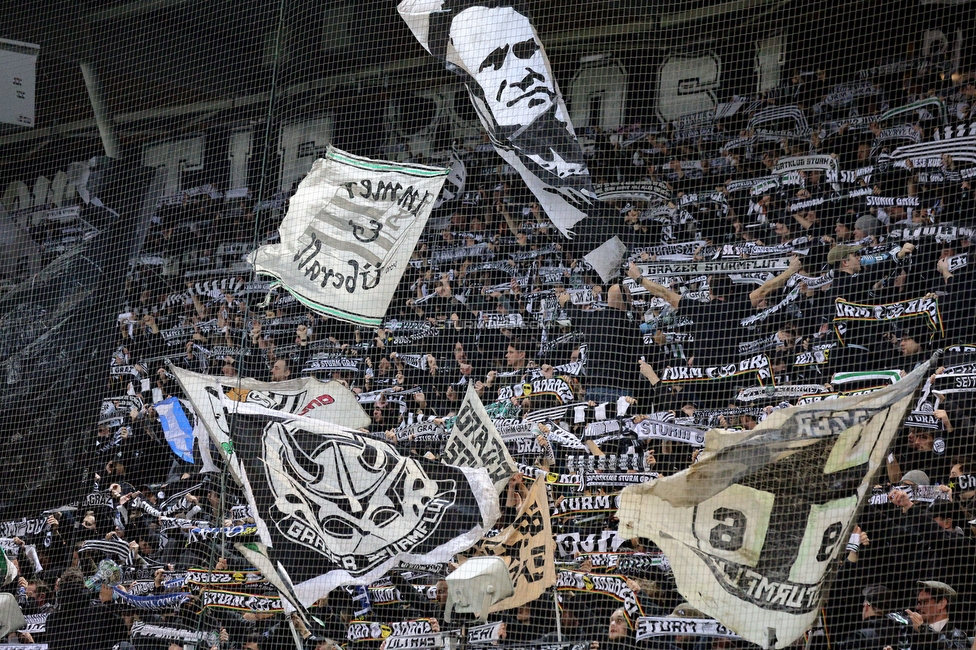 Sturm Graz - RB Salzburg
Oesterreichische Fussball Bundesliga, 13. Runde, SK Sturm Graz - FC RB Salzburg, Stadion Liebenau Graz, 09.11.2025. 

Foto zeigt Fans von Sturm
Schlüsselwörter: schals sturmflut