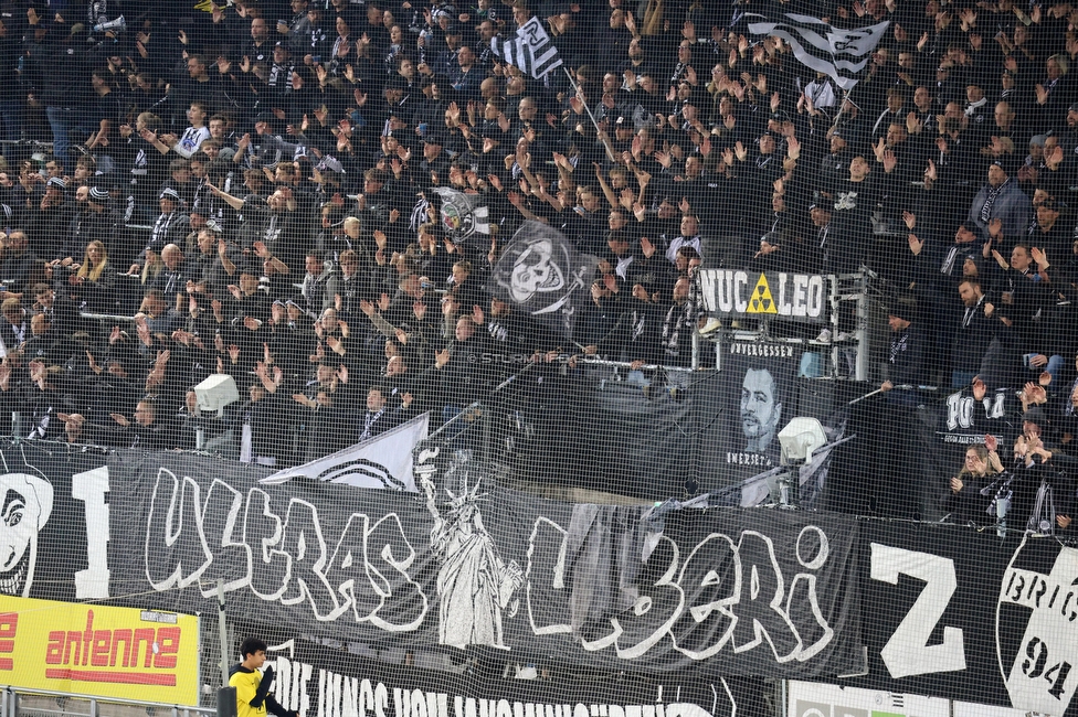 Sturm Graz - RB Salzburg
Oesterreichische Fussball Bundesliga, 13. Runde, SK Sturm Graz - FC RB Salzburg, Stadion Liebenau Graz, 09.11.2025. 

Foto zeigt Fans von Sturm mit einem Spruchband
Schlüsselwörter: repression