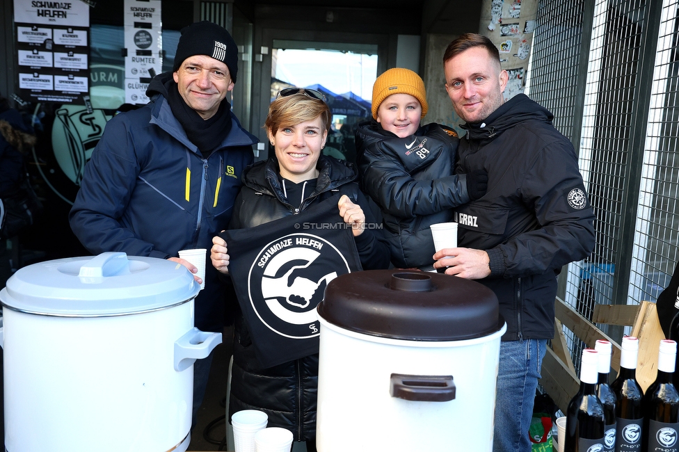 Sturm Graz - LASK
Oesterreichische Fussball Bundesliga, 14. Runde, SK Sturm Graz - LASK, Stadion Liebenau Graz, 23.11.2025. 

Foto zeigt das Vereinsfest von Schwoaze Helfen mit Thomas Hofer, Nicole Schmidhofer und Jakob Jantscher
