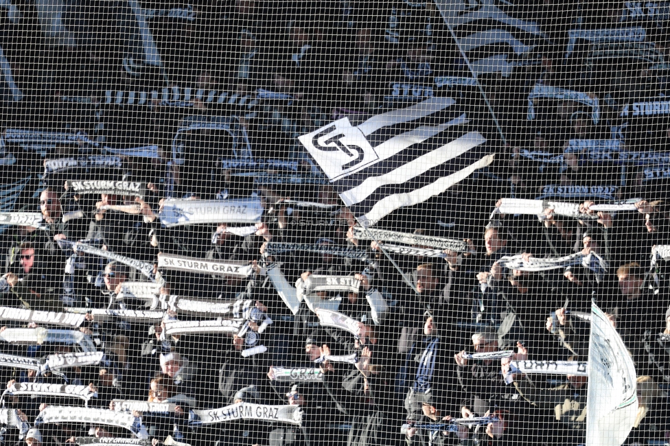 Sturm Graz - LASK
Oesterreichische Fussball Bundesliga, 14. Runde, SK Sturm Graz - LASK, Stadion Liebenau Graz, 23.11.2025. 

Foto zeigt Fans von Sturm
Schlüsselwörter: schals