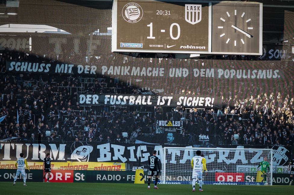 Sturm Graz - LASK
Oesterreichische Fussball Bundesliga, 14. Runde, SK Sturm Graz - LASK, Stadion Liebenau Graz, 23.11.2025. 

Foto zeigt Fans von Sturm mit einem Spruchband
Schlüsselwörter: repression