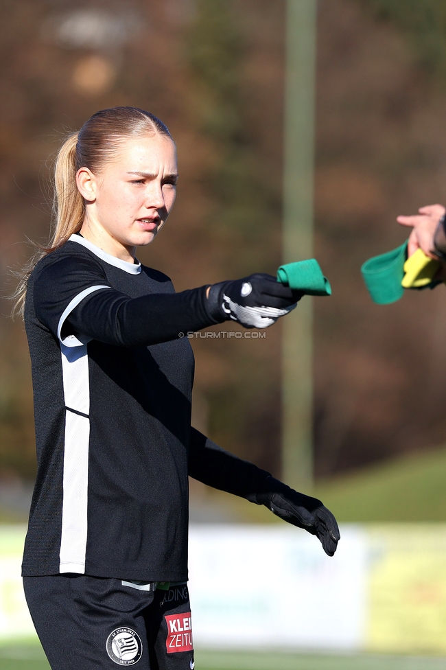 Sturm Damen - Suedburgenland Hartberg
OEFB Frauen Bundesliga, 13. Runde, SK Sturm Graz Damen - SpG Suedburgenland TSV Hartberg, Koralmstadion Deutschlandsberg, 23.11.2025. Foto zeigt Lena Breznik (Sturm Damen)
