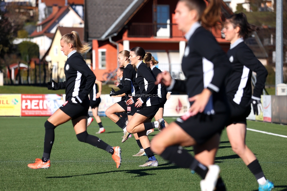 Sturm Damen - Suedburgenland Hartberg
OEFB Frauen Bundesliga, 13. Runde, SK Sturm Graz Damen - SpG Suedburgenland TSV Hartberg, Koralmstadion Deutschlandsberg, 23.11.2025. Foto zeigt die Mannschaft der Sturm Damen
