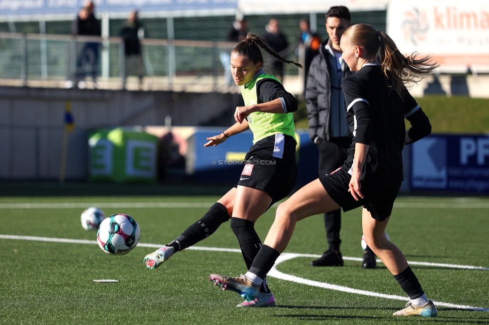 Sturm Damen - Suedburgenland Hartberg
OEFB Frauen Bundesliga, 13. Runde, SK Sturm Graz Damen - SpG Suedburgenland TSV Hartberg, Koralmstadion Deutschlandsberg, 23.11.2025. Foto zeigt Stefanie Grossgasteiger (Sturm Damen)
