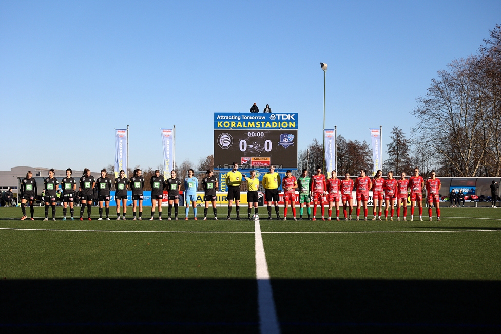 Sturm Damen - Suedburgenland Hartberg
OEFB Frauen Bundesliga, 13. Runde, SK Sturm Graz Damen - SpG Suedburgenland TSV Hartberg, Koralmstadion Deutschlandsberg, 23.11.2025. Foto zeigt die Mannschaft der Sturm Damen
