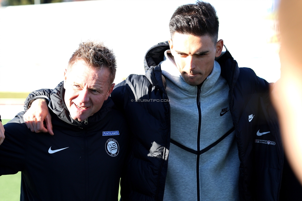 Sturm Damen - Suedburgenland Hartberg
OEFB Frauen Bundesliga, 13. Runde, SK Sturm Graz Damen - SpG Suedburgenland TSV Hartberg, Koralmstadion Deutschlandsberg, 23.11.2025. Foto zeigt Daniel Gutschi (Torwart-Trainer Sturm Damen) und Tode Djakovic (Cheftrainer Sturm Damen)
