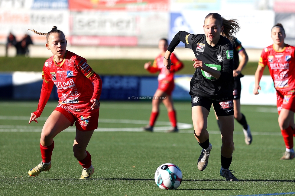Sturm Damen - Suedburgenland Hartberg
OEFB Frauen Bundesliga, 13. Runde, SK Sturm Graz Damen - SpG Suedburgenland TSV Hartberg, Koralmstadion Deutschlandsberg, 23.11.2025. Foto zeigt Lena Breznik (Sturm Damen)
