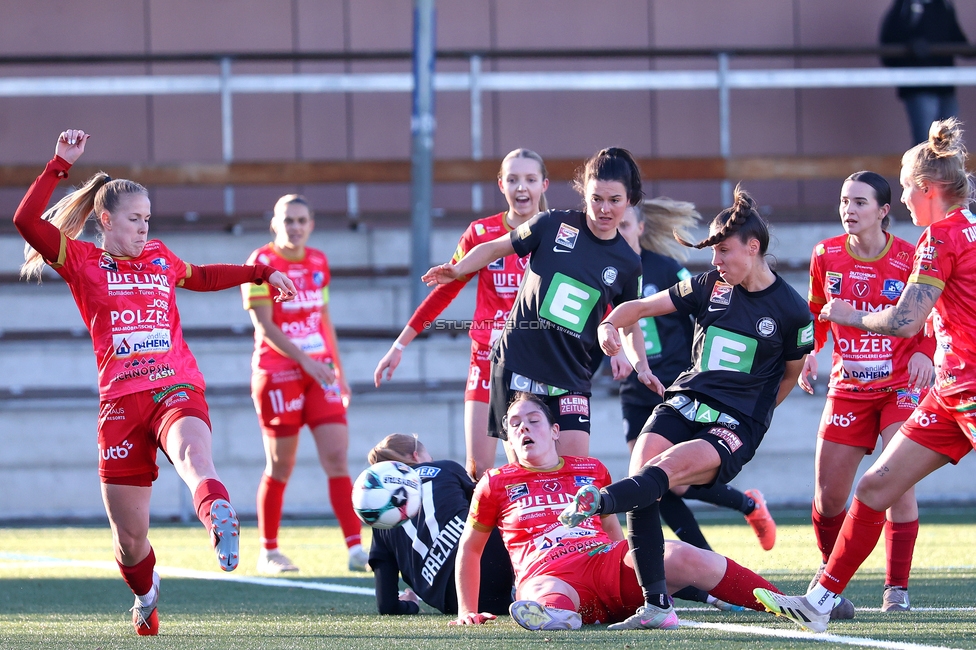 Sturm Damen - Suedburgenland Hartberg
OEFB Frauen Bundesliga, 13. Runde, SK Sturm Graz Damen - SpG Suedburgenland TSV Hartberg, Koralmstadion Deutschlandsberg, 23.11.2025. Foto zeigt Stefanie Grossgasteiger (Sturm Damen) und Zala Kustrin (Sturm Damen)
