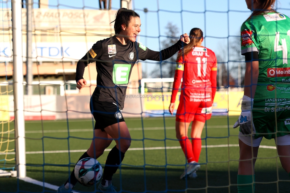 Sturm Damen - Suedburgenland Hartberg
OEFB Frauen Bundesliga, 13. Runde, SK Sturm Graz Damen - SpG Suedburgenland TSV Hartberg, Koralmstadion Deutschlandsberg, 23.11.2025. Foto zeigt Zala Kustrin (Sturm Damen)

