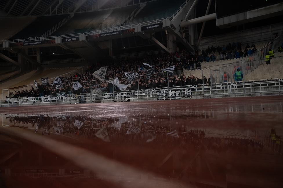 Panathinaikos - Sturm Graz
UEFA Europa League Gruppenphase 5. Spieltag, FC Panathinaikos - SK Sturm Graz, Olympiastadion Athen, 27.11.2025. Foto zeigt Fans von Sturm
