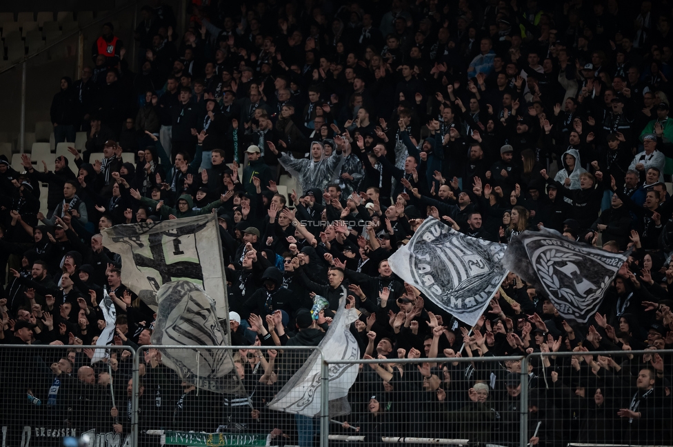 Panathinaikos - Sturm Graz
UEFA Europa League Gruppenphase 5. Spieltag, FC Panathinaikos - SK Sturm Graz, Olympiastadion Athen, 27.11.2025. Foto zeigt Fans von Sturm
