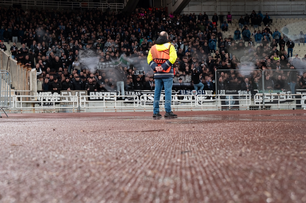 Panathinaikos - Sturm Graz
UEFA Europa League Gruppenphase 5. Spieltag, FC Panathinaikos - SK Sturm Graz, Olympiastadion Athen, 27.11.2025. Foto zeigt Fans von Sturm
