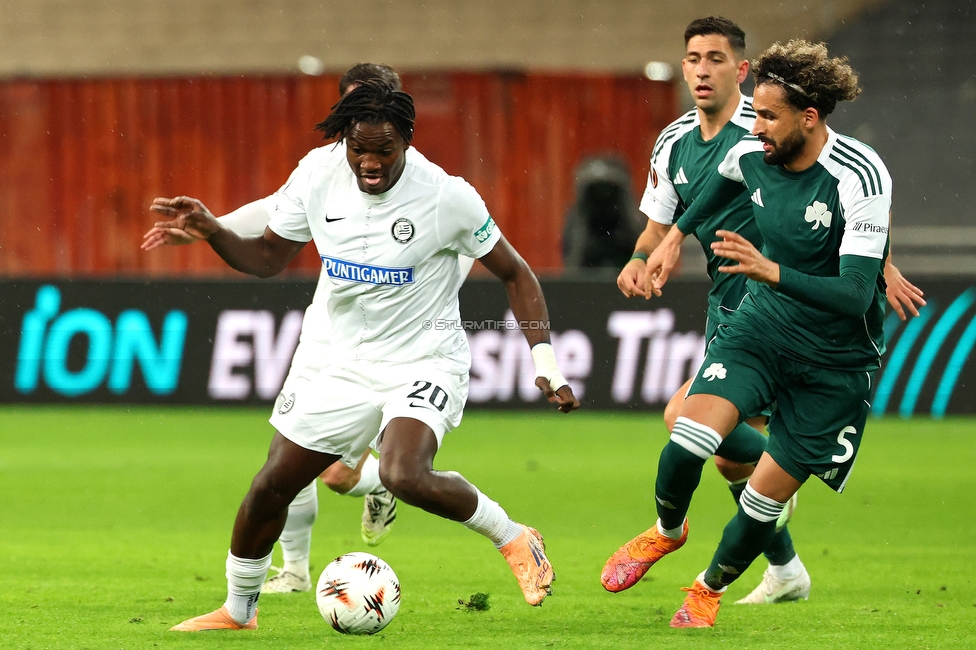 Panathinaikos - Sturm Graz
UEFA Europa League Gruppenphase 5. Spieltag, FC Panathinaikos - SK Sturm Graz, Olympiastadion Athen, 27.11.2025. Foto zeigt Fans von Sturm
