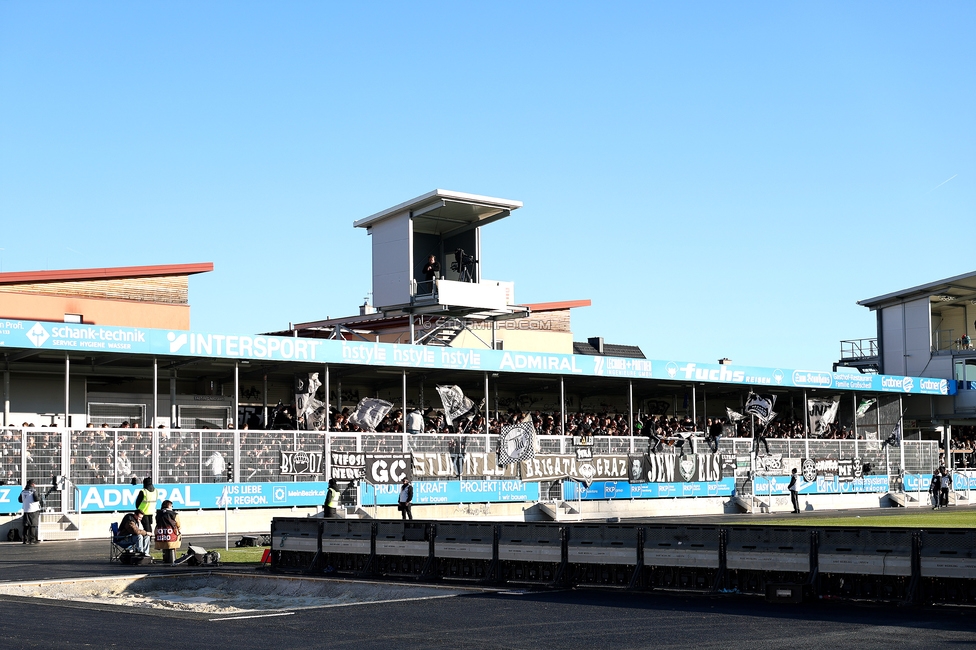 Hartberg - Sturm Graz
Oesterreichische Fussball Bundesliga, 15. Runde, TSV Hartberg - SK Sturm Graz, PROfertil Arena Hartberg, 30.11.2025. 

Foto zeigt Fans von Sturm
