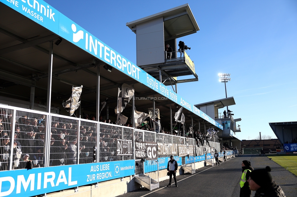 Hartberg - Sturm Graz
Oesterreichische Fussball Bundesliga, 15. Runde, TSV Hartberg - SK Sturm Graz, PROfertil Arena Hartberg, 30.11.2025. Foto zeigt Fans von Sturm
