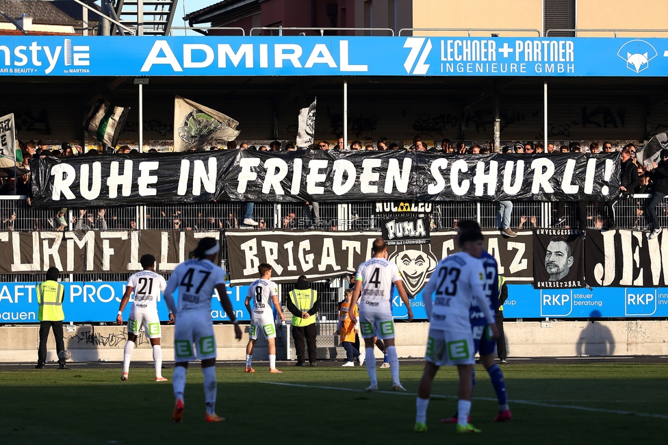 Hartberg - Sturm Graz
Oesterreichische Fussball Bundesliga, 15. Runde, TSV Hartberg - SK Sturm Graz, PROfertil Arena Hartberg, 30.11.2025. 

Foto zeigt Fans von Sturm mit einem Spruchband
