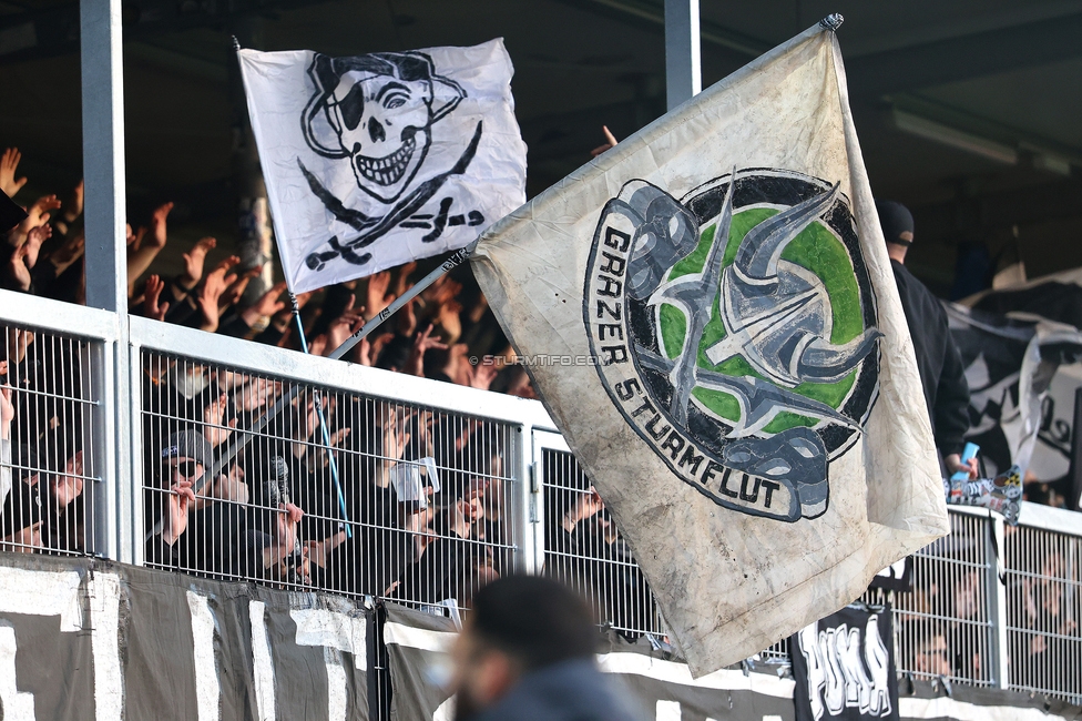 Hartberg - Sturm Graz
Oesterreichische Fussball Bundesliga, 15. Runde, TSV Hartberg - SK Sturm Graz, PROfertil Arena Hartberg, 30.11.2025. Foto zeigt Fans von Sturm
