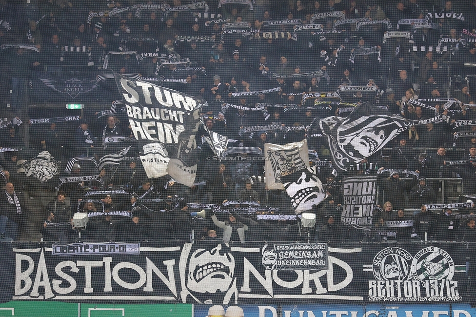 Sturm Graz - Wattens
Oesterreichische Fussball Bundesliga, 4. Runde, SK Sturm Graz - WSG Tirol, Stadion Liebenau Graz, 03.12.2025. 

Foto zeigt Fans von Sturm
