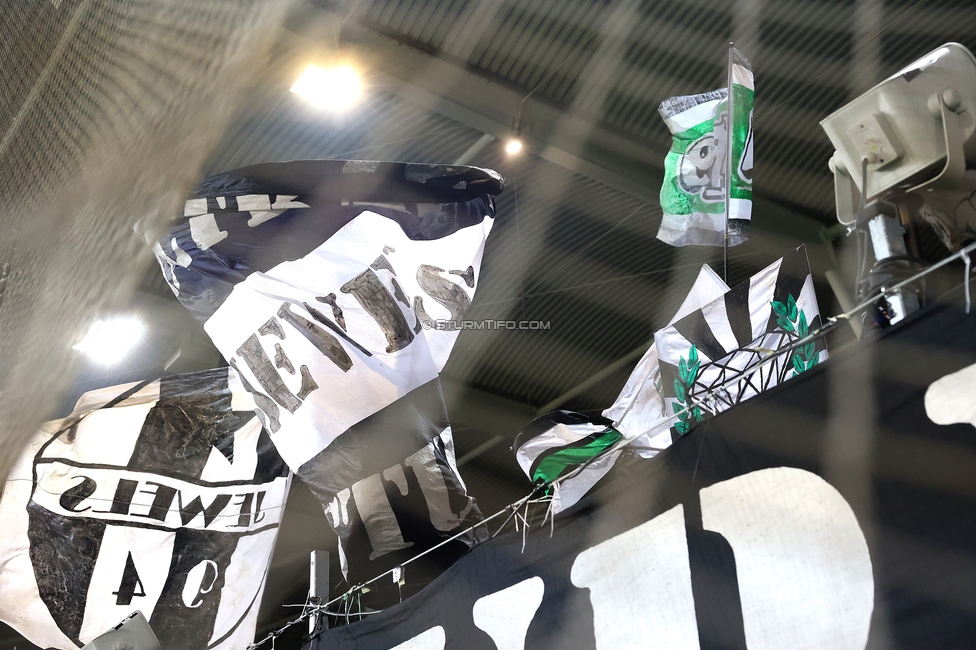 Sturm Graz - Wattens
Oesterreichische Fussball Bundesliga, 4. Runde, SK Sturm Graz - WSG Tirol, Stadion Liebenau Graz, 03.12.2025. 

Foto zeigt Fans von Sturm
