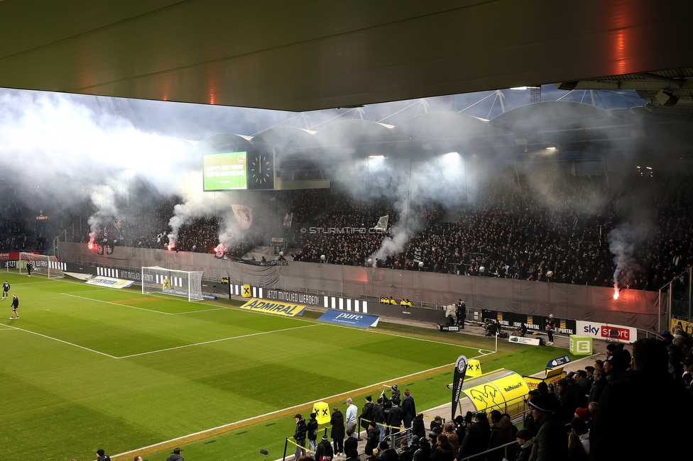 Sturm Graz - GAK
Oesterreichische Fussball Bundesliga, 16. Runde, SK Sturm Graz - Grazer AK, Stadion Liebenau Graz, 07.12.2025. 

Foto zeigt Fans von Sturm mit Pyrotechnik
