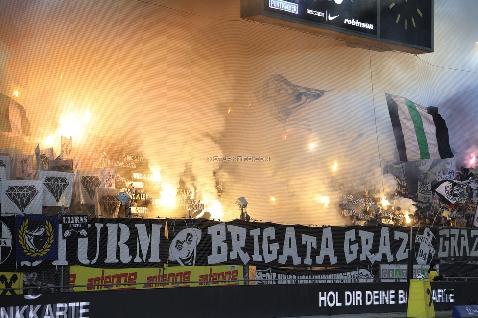 Sturm Graz - GAK
Oesterreichische Fussball Bundesliga, 16. Runde, SK Sturm Graz - Grazer AK, Stadion Liebenau Graz, 07.12.2025. Foto zeigt Fans von Sturm mit einer Choreografie
Schlüsselwörter: brigata