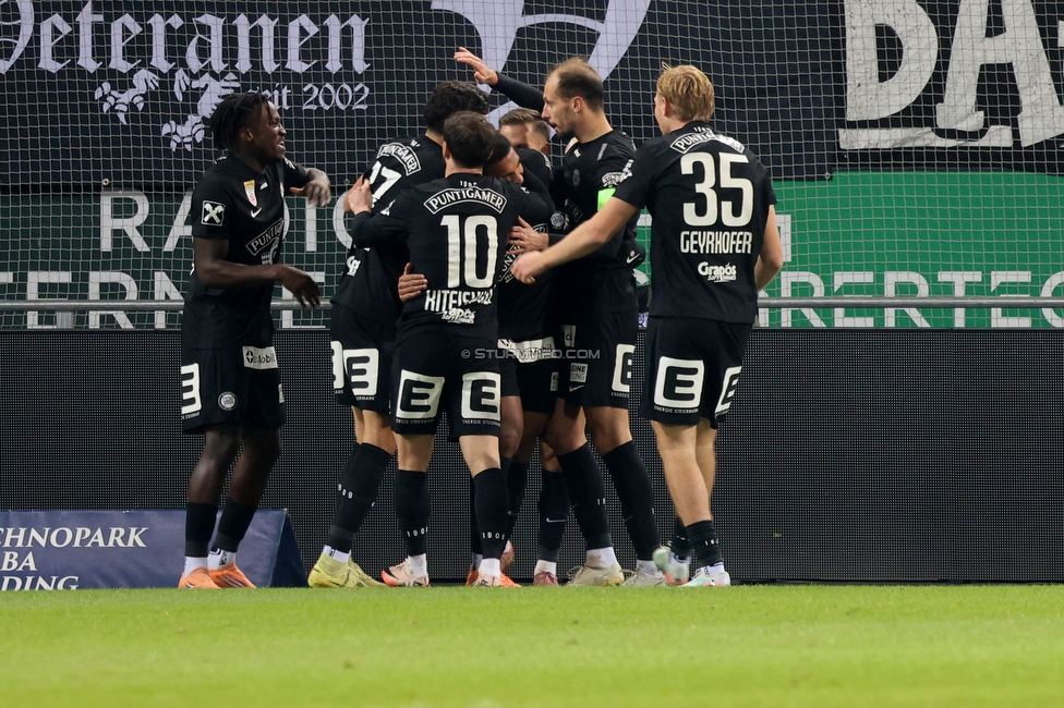 Sturm Graz - GAK
Oesterreichische Fussball Bundesliga, 16. Runde, SK Sturm Graz - Grazer AK, Stadion Liebenau Graz, 07.12.2025. Foto zeigt Maurice Malone (Sturm)
Schlüsselwörter: torjubel