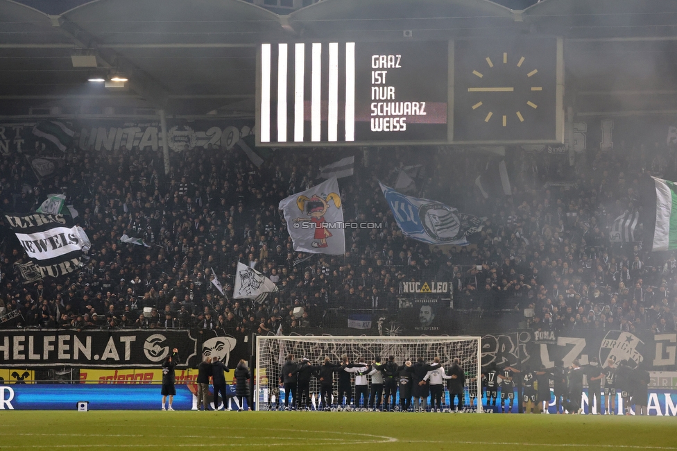 Sturm Graz - GAK
Oesterreichische Fussball Bundesliga, 16. Runde, SK Sturm Graz - Grazer AK, Stadion Liebenau Graz, 07.12.2025. Foto zeigt Fans von Sturm und die Mannschaft von Sturm
