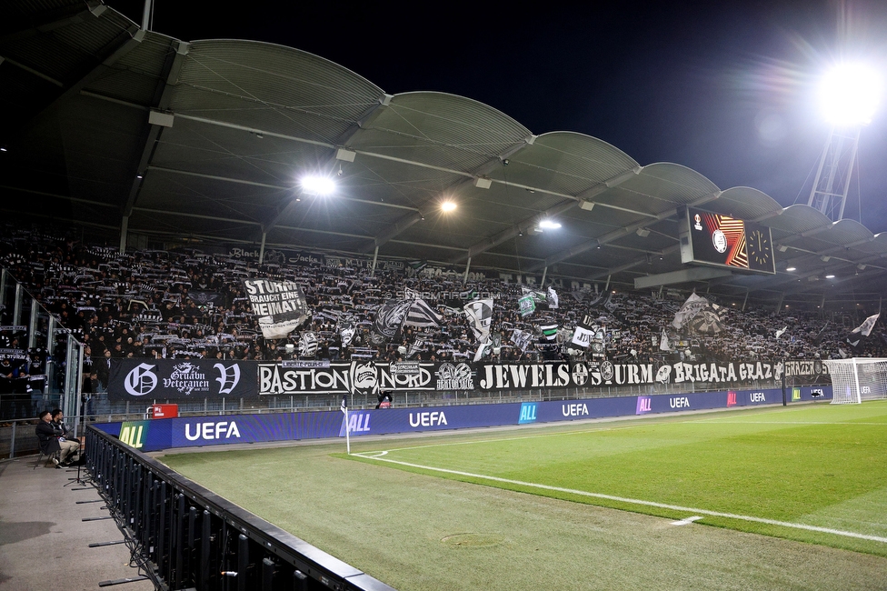 Sturm Graz - Crvena Zvezda
UEFA Europa League Gruppenphase 6. Spieltag, SK Sturm Graz - FK Crvena Zvezda, Stadion Liebenau Graz, 11.12.2025. 

Foto zeigt Fans von Sturm
Schlüsselwörter: schals