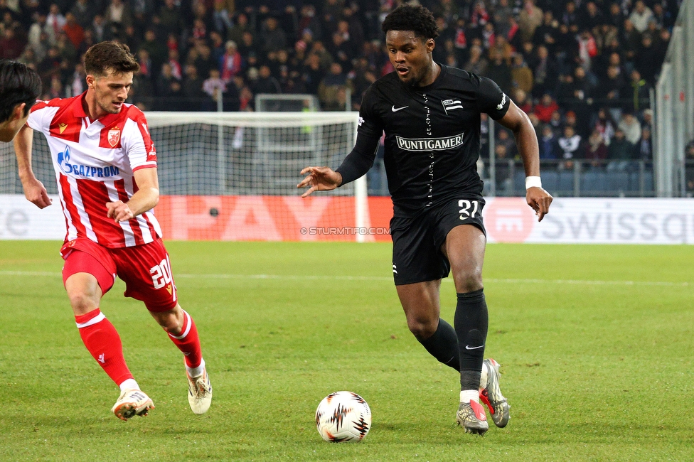 Sturm Graz - Crvena Zvezda
UEFA Europa League Gruppenphase 6. Spieltag, SK Sturm Graz - FK Crvena Zvezda, Stadion Liebenau Graz, 11.12.2025. Foto zeigt Tochi Phil Chukwuani (Sturm)
