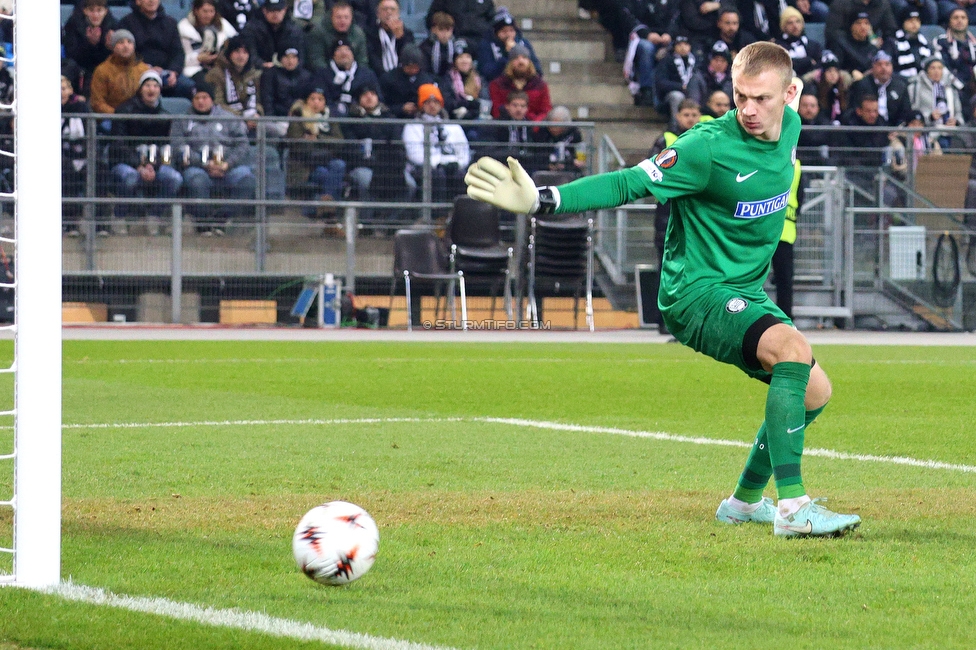 Sturm Graz - Crvena Zvezda
UEFA Europa League Gruppenphase 6. Spieltag, SK Sturm Graz - FK Crvena Zvezda, Stadion Liebenau Graz, 11.12.2025. Foto zeigt Oliver Christensen (Sturm)

