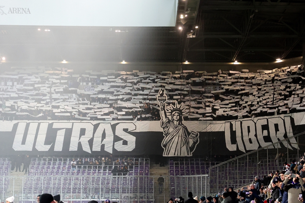 Austria Wien - Sturm Graz
Oesterreichische Fussball Bundesliga, 17. Runde, FK Austria Wien - SK Sturm Graz, Franz Horr Stadion Wien, 14.12.2025. Foto zeigt Fans von Sturm mit einer Choreografie

