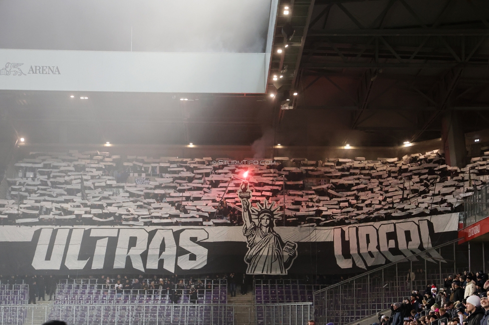 Austria Wien - Sturm Graz
Oesterreichische Fussball Bundesliga, 17. Runde, FK Austria Wien - SK Sturm Graz, Franz Horr Stadion Wien, 14.12.2025. Foto zeigt Fans von Sturm mit einer Choreografie
