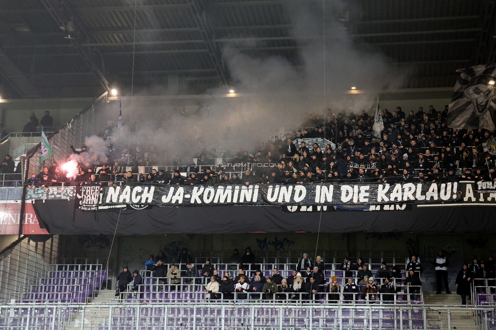Austria Wien - Sturm Graz
Oesterreichische Fussball Bundesliga, 17. Runde, FK Austria Wien - SK Sturm Graz, Franz Horr Stadion Wien, 14.12.2025. Foto zeigt Fans von Sturm mit einem Spruchband
Schlüsselwörter: repression bastion pyrotechnik