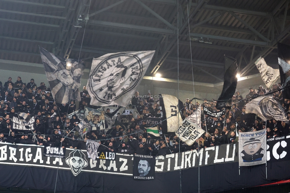 Austria Wien - Sturm Graz
Oesterreichische Fussball Bundesliga, 17. Runde, FK Austria Wien - SK Sturm Graz, Franz Horr Stadion Wien, 14.12.2025. Foto zeigt Fans von Sturm
Schlüsselwörter: brigata sturmflut