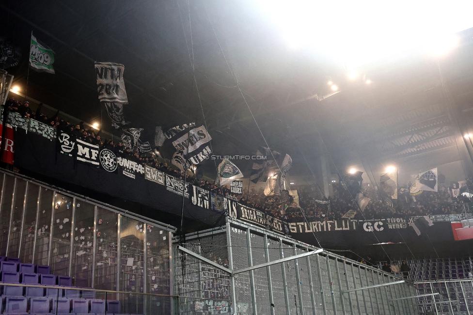 Austria Wien - Sturm Graz
Oesterreichische Fussball Bundesliga, 17. Runde, FK Austria Wien - SK Sturm Graz, Franz Horr Stadion Wien, 14.12.2025. 

Foto zeigt Fans von Sturm
