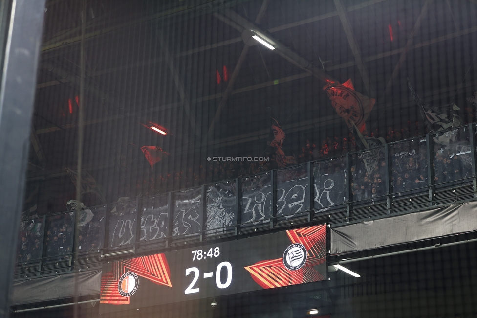 Feyenoord - Sturm Graz
UEFA Europa League Gruppenphase 7. Spieltag, Feyenoord Rotterdam - SK Sturm Graz, Stadion Feijenoord Rotterdam, 22.01.2026. Foto zeigt Fans von Sturm mit einem Spruchband
Schlüsselwörter: repression