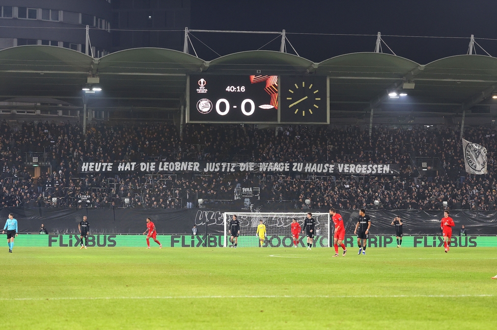 Sturm Graz - Brann Bergen
UEFA Europa League Gruppenphase 8. Spieltag, SK Sturm Graz - SK Brann Bergen, Stadion Liebenau Graz, 29.01.2026. Foto zeigt Fans von Sturm mit einem Spruchband
