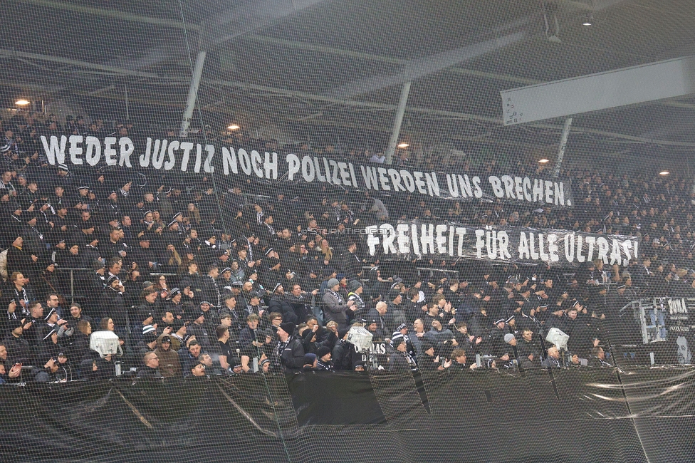 Sturm Graz - Brann Bergen
UEFA Europa League Gruppenphase 8. Spieltag, SK Sturm Graz - SK Brann Bergen, Stadion Liebenau Graz, 29.01.2026. Foto zeigt Fans von Sturm mit einem Spruchband
