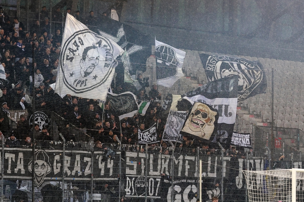 WSG Tirol - Sturm Graz
Oesterreichische Fussball Bundesliga, 19. Runde, WSG Tirol - SK Sturm Graz, Tivoli Stadion Neu, 14.02.2026.

Foto zeigt Fans von Sturm
