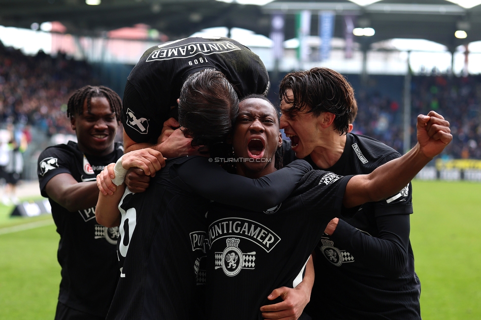 Sturm Graz - BW Linz
Oesterreichische Fussball Bundesliga, 20. Runde, SK Sturm Graz - FC Blau-Weiss Linz, Stadion Liebenau Graz, 22.02.2026. 

Foto zeigt Belmin Beganovic (Sturm) und die Mannschaft von Sturm
Schlüsselwörter: torjubel
