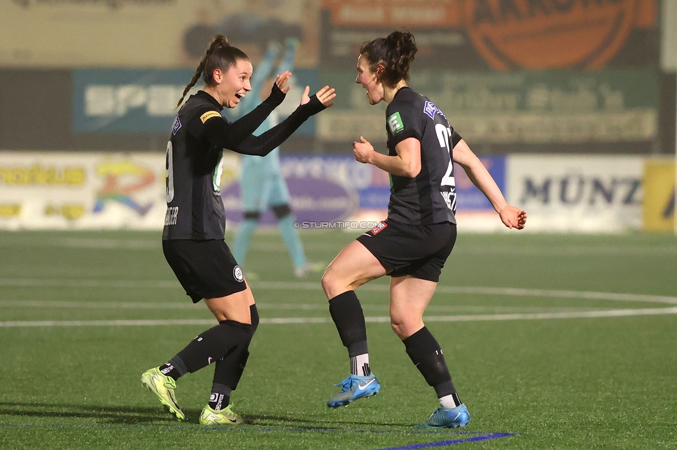 Sturm Damen - RB Salzburg
OEFB Frauen Bundesliga, 15. Runde, SK Sturm Graz Damen - RB Salzburg, Koralmstadion Deutschlandsberg , 21.02.2026. Foto zeigt Stefanie Grossgasteiger (Sturm Damen) und Zala Kustrin (Sturm Damen)
