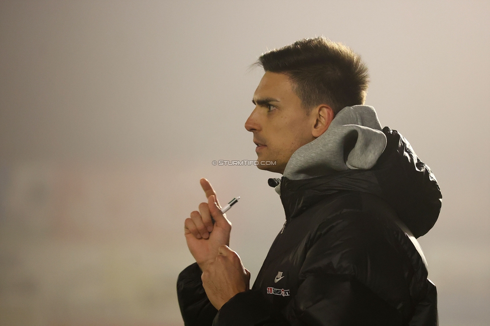 Sturm Damen - RB Salzburg
OEFB Frauen Bundesliga, 15. Runde, SK Sturm Graz Damen - RB Salzburg, Koralmstadion Deutschlandsberg , 21.02.2026. Foto zeigt Tode Djakovic (Cheftrainer Sturm Damen)

