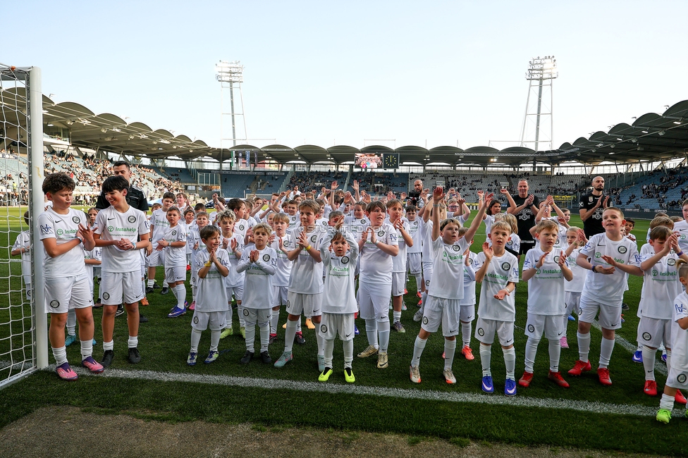 Sturm Graz - Altach
Oesterreichische Fussball Bundesliga, 22. Runde, SK Sturm Graz - SCR Altach, Stadion Liebenau Graz, 08.03.2026. Foto zeigt Eindruecke von 100 Kids gegen den Meister
