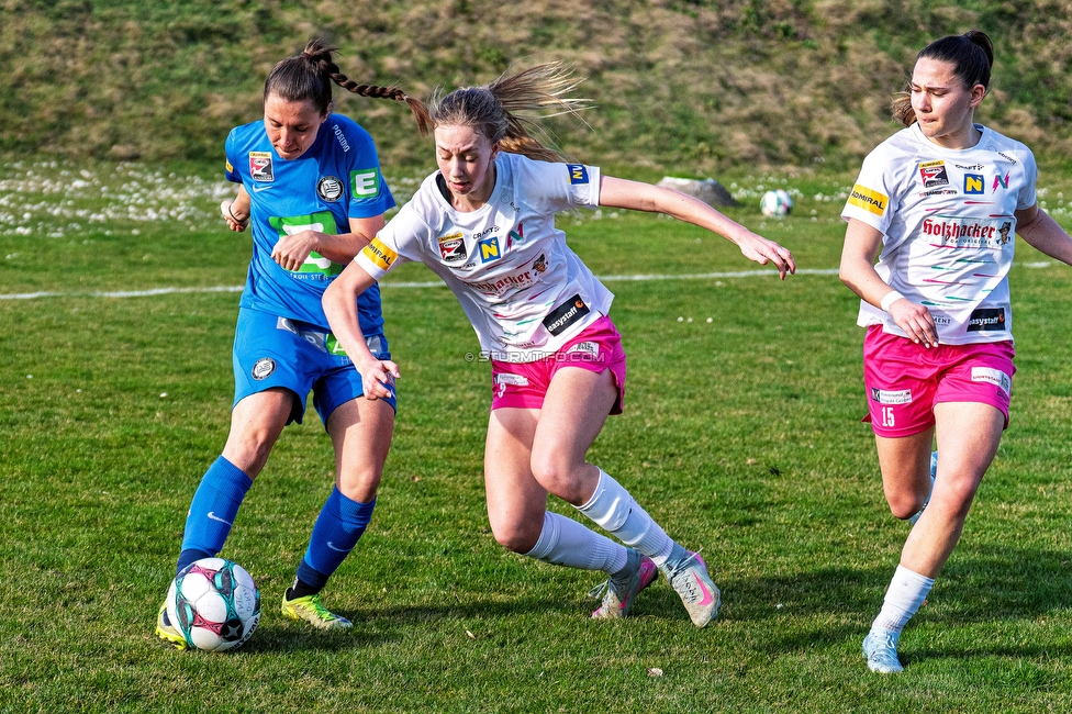 Neulengbach - Sturm Damen
OEFB Frauen Bundesliga, 16. Runde, USV Neulengbach - SK Sturm Graz Damen, Wienerwaldstadion Neulengbach, 14.03.2026

Foto zeigt Stefanie Grossgasteiger (Sturm Damen)
