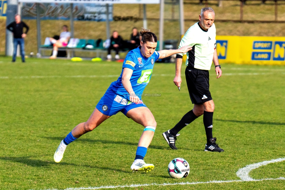 Neulengbach - Sturm Damen
OEFB Frauen Bundesliga, 16. Runde, USV Neulengbach - SK Sturm Graz Damen, Wienerwaldstadion Neulengbach, 14.03.2026

Foto zeigt Laura Krumboeck (Sturm Damen)

