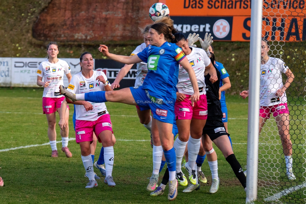 Neulengbach - Sturm Damen
OEFB Frauen Bundesliga, 16. Runde, USV Neulengbach - SK Sturm Graz Damen, Wienerwaldstadion Neulengbach, 14.03.2026

Foto zeigt Sophie Maierhofer (Sturm Damen)
