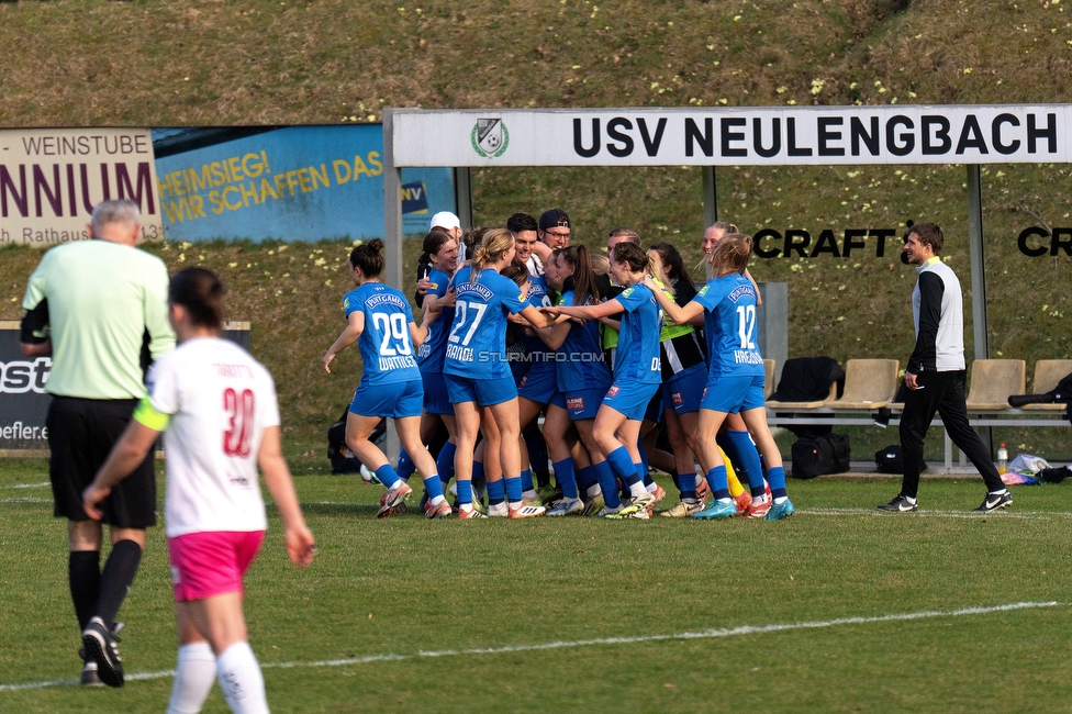 Neulengbach - Sturm Damen
OEFB Frauen Bundesliga, 16. Runde, USV Neulengbach - SK Sturm Graz Damen, Wienerwaldstadion Neulengbach, 14.03.2026

Foto zeigt die Mannschaft der Sturm Damen

