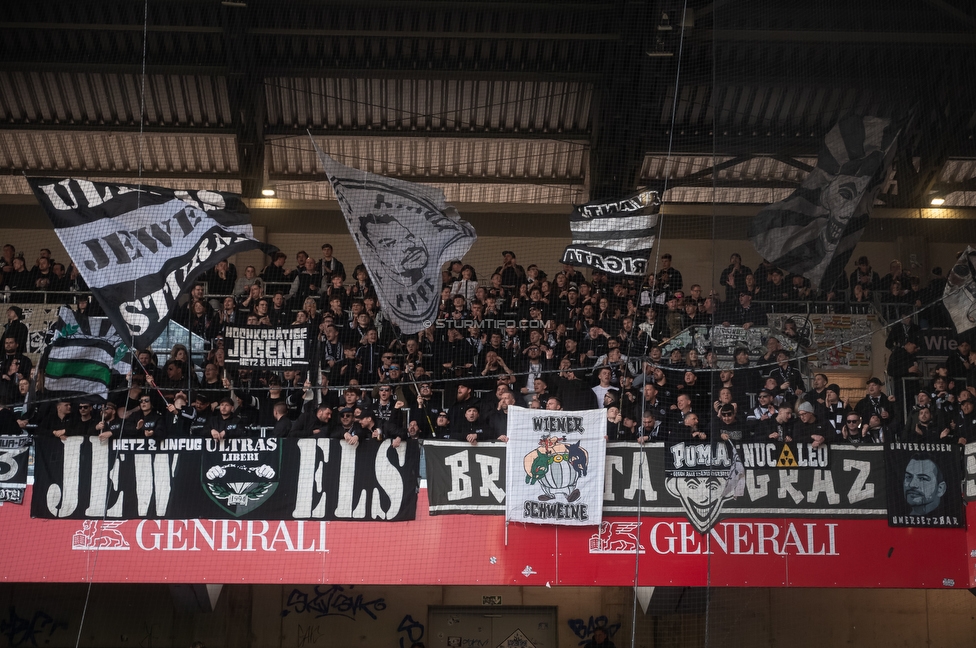 Austria Wien - Sturm Graz
Oesterreichische Fussball Bundesliga, 23. Runde, FK Austria Wien - SK Sturm Graz, Franz Horr Stadion Wien, 15.03.2026.Foto zeigt Fans von Sturm
Schlüsselwörter: jewels brigata
